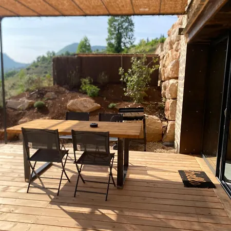 Lechappee Des Causses Holiday home *