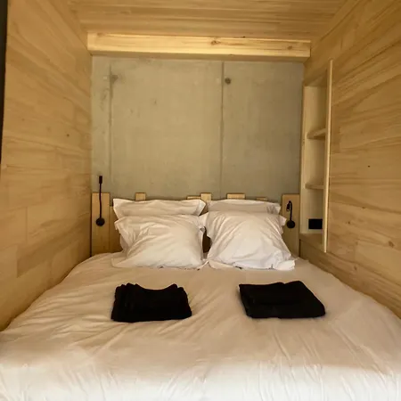 Lechappee Des Causses Holiday home Mostuejouls
