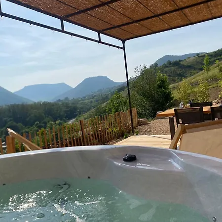 Lechappee Des Causses Mostuejouls